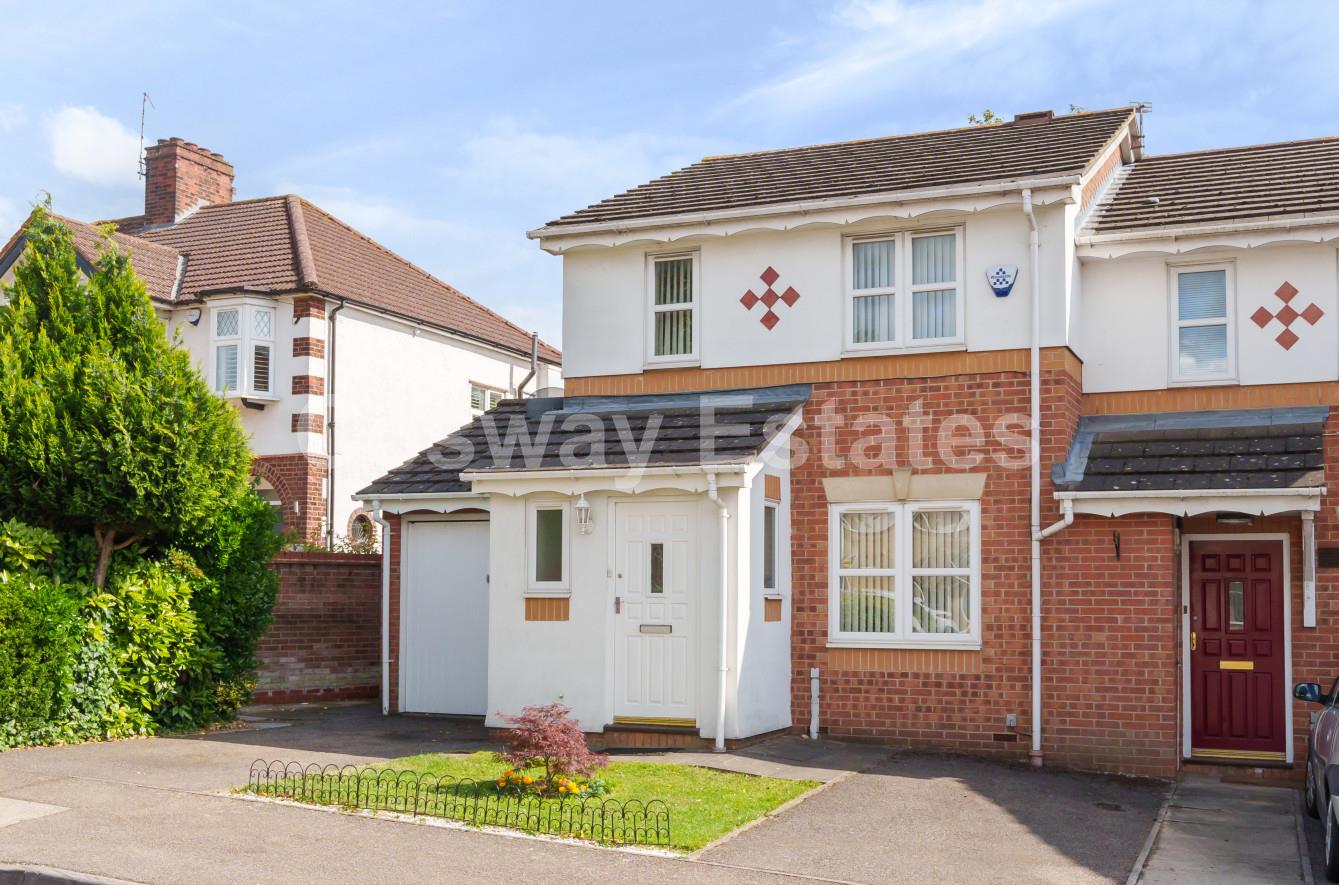 Longfield Avenue, Mill Hill